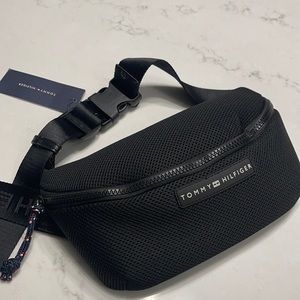 Tommy Hilfiger convertible belt bag
